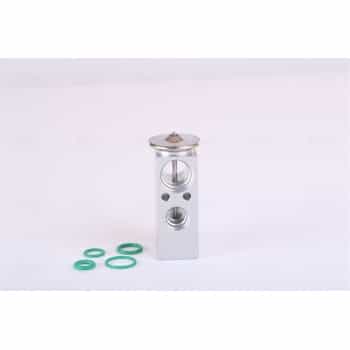 Expansion valve, air conditioning